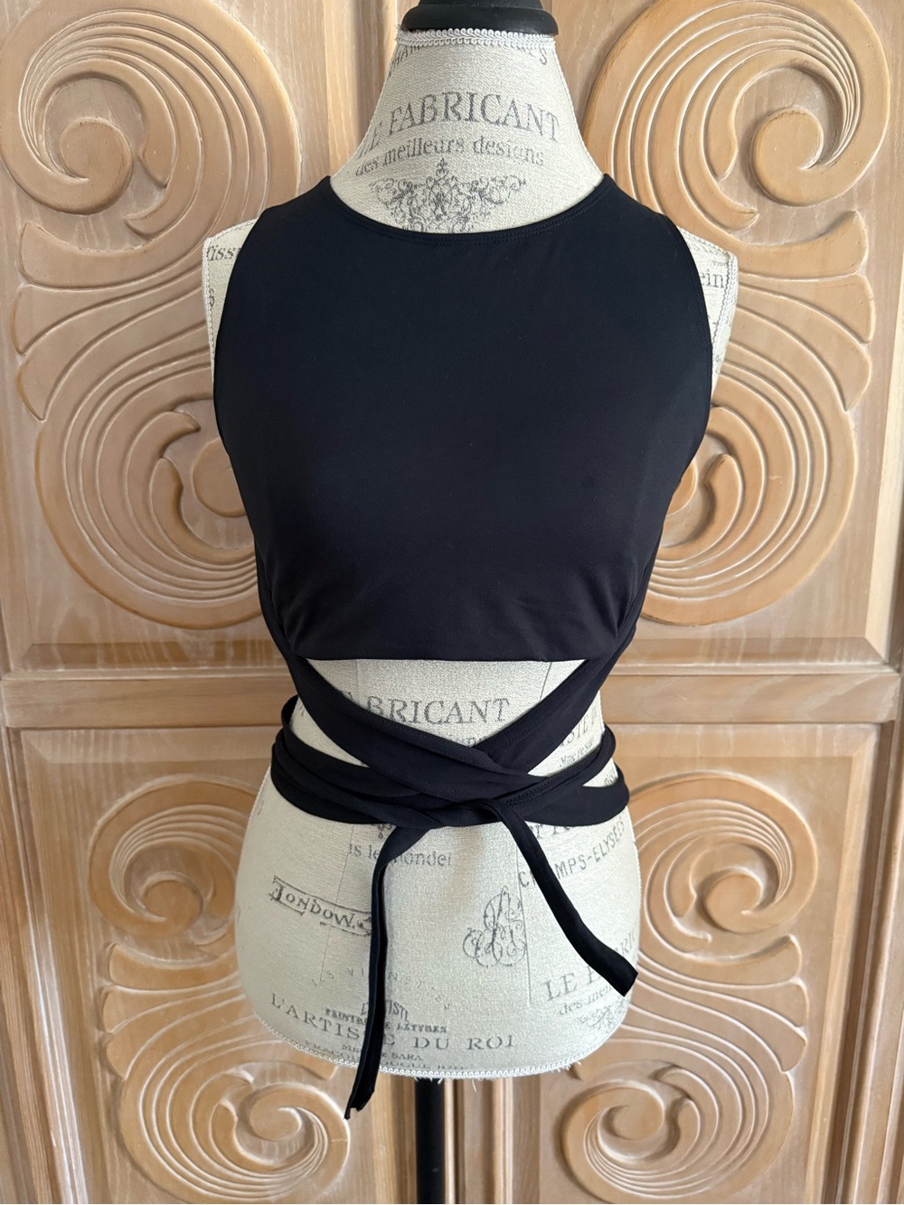 FP Movement Black Crisscross Wrap Crop Tank Top Size L